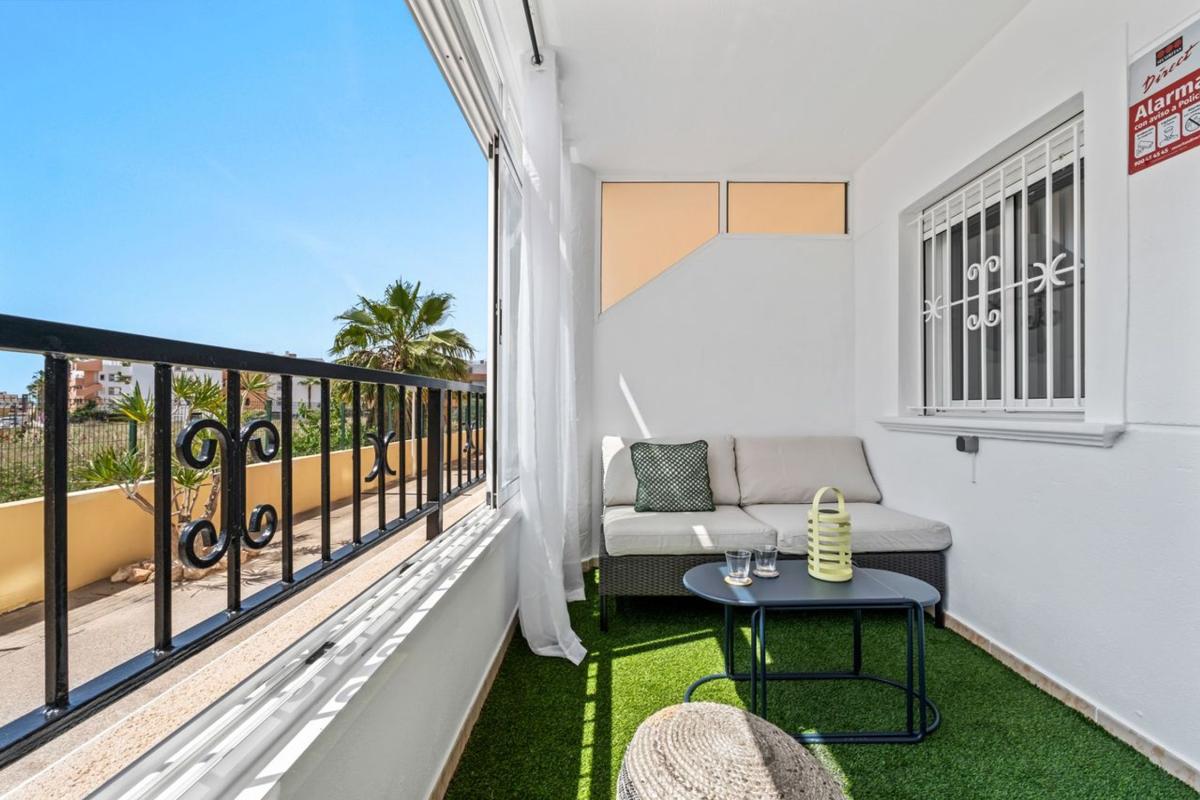 Venta de piso en Piso en Calle los Geranios, 32, Playa Flamenca, Orihuela, Orihuela
photo 3