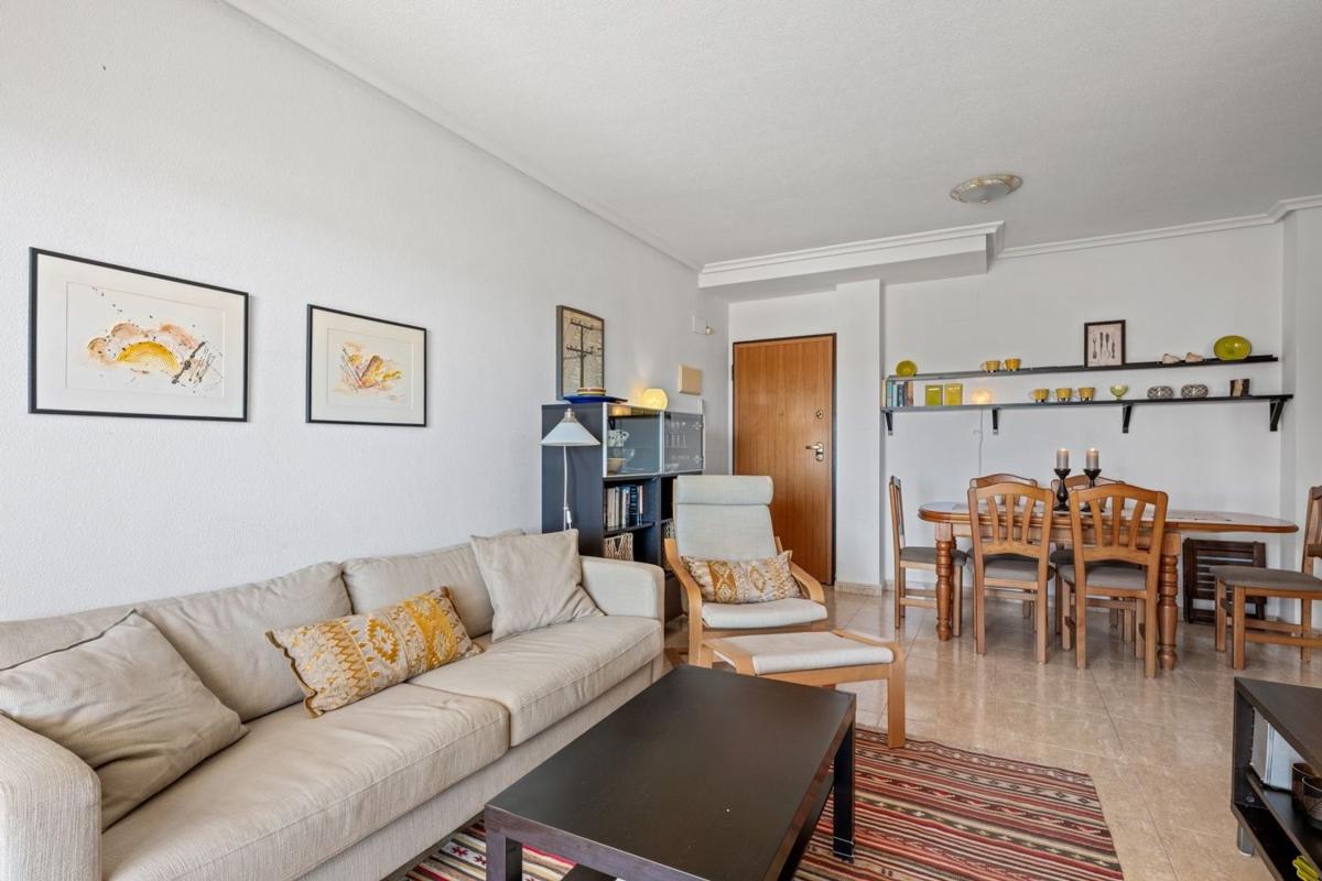 Sale of apartment in Piso en Avenida de las Adelfas, 20, Aguamarina, Orihuela, Orihuela
 photo 4