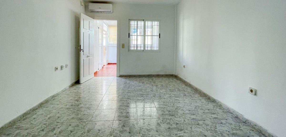 Venta de piso en Piso en Calle Guapiles, 1, Playa Flamenca, Orihuela, Orihuela
photo 5