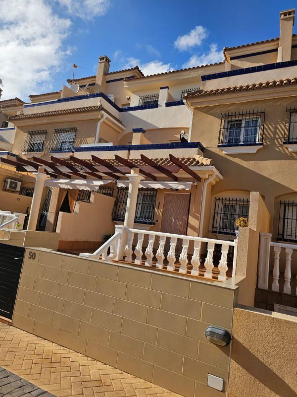 Venta de chalet independiente en Casa o chalet en Calle Almudena, 6, La Zenia, Orihuela, Orihuela
photo 2