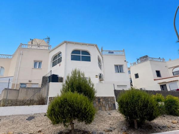 Venta de piso en Piso en Centro, San Miguel de Salinas, San Miguel de Salinas
 photo 1