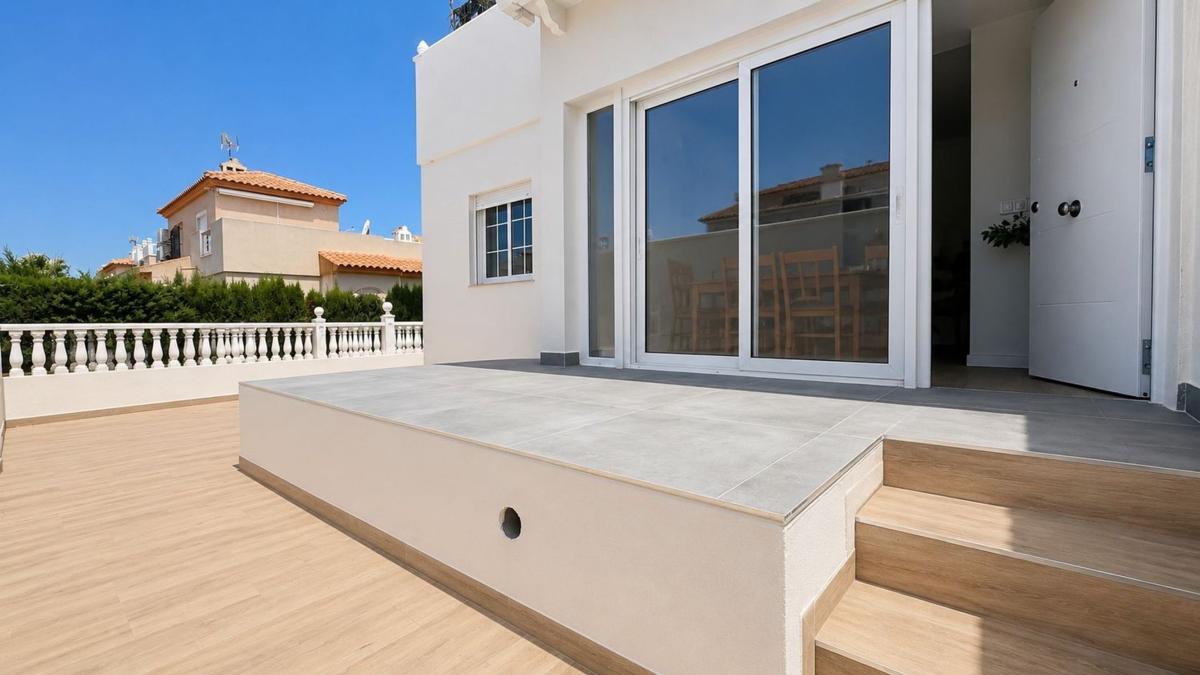 Sprzedaż niezależnego domku jednorodzinnego w Casa o chalet en Los Balcones - Los Altos del Edén, Torrevieja, Torrevieja photo 5