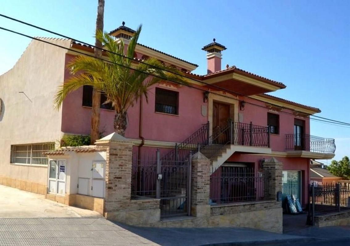 Venta de chalet independiente en Casa o chalet en Ronda Norte Balcón Cos, Centro, San Miguel de Salinas, San Miguel de Salinas
photo 1