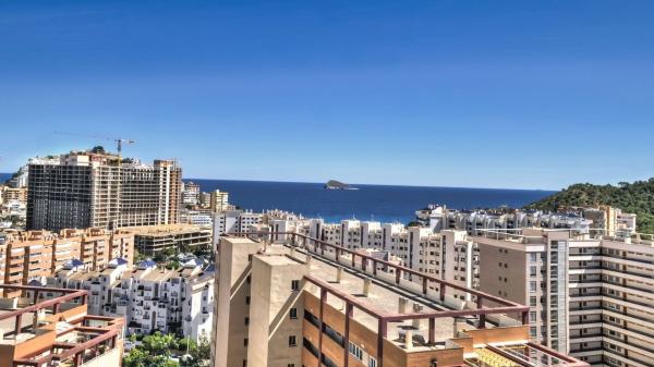 Duplex en venta en Dúplex en Avenida Rosa dels Vents, Cala Alta - Veramar, La Villajoyosa / Vila Joiosa, La Villajoyosa / Vila Joiosa photo 1