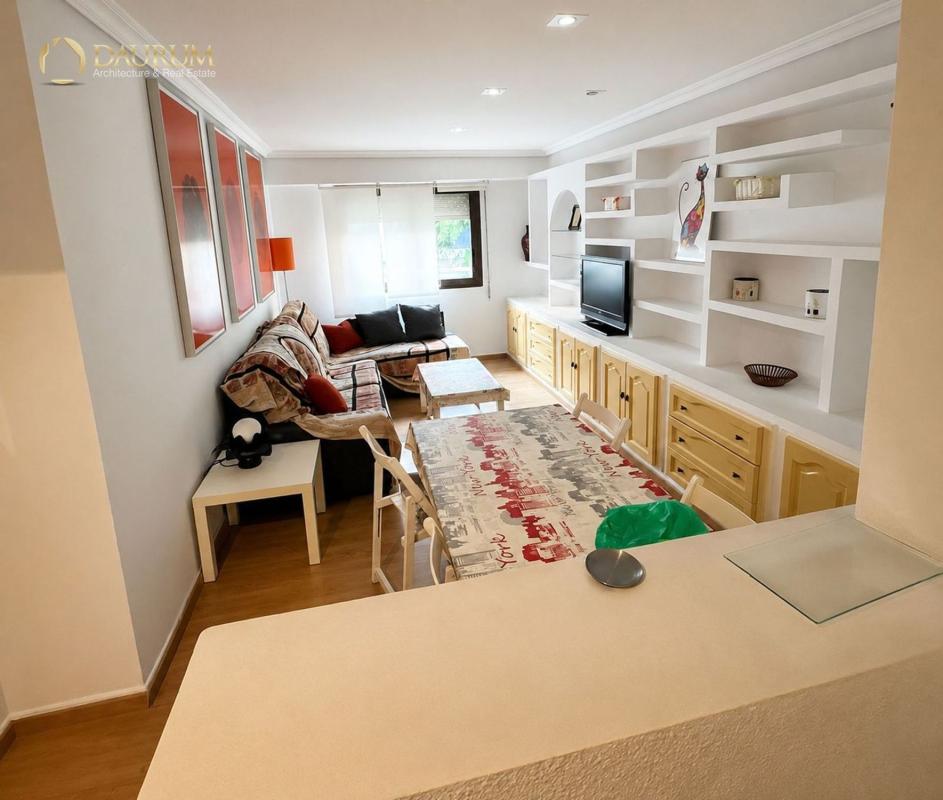 Venta de piso en Piso en Calle Pintor Lorenzo Casanova, Ensanche-Diputación, Alicante / Alacant, Alicante / Alacant
photo 3