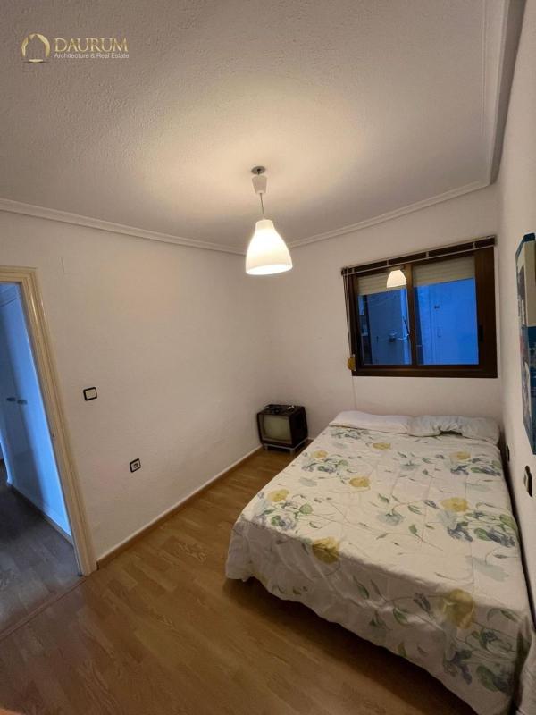 Venta de piso en Piso en Calle Pintor Lorenzo Casanova, Ensanche-Diputación, Alicante / Alacant, Alicante / Alacant
photo 5