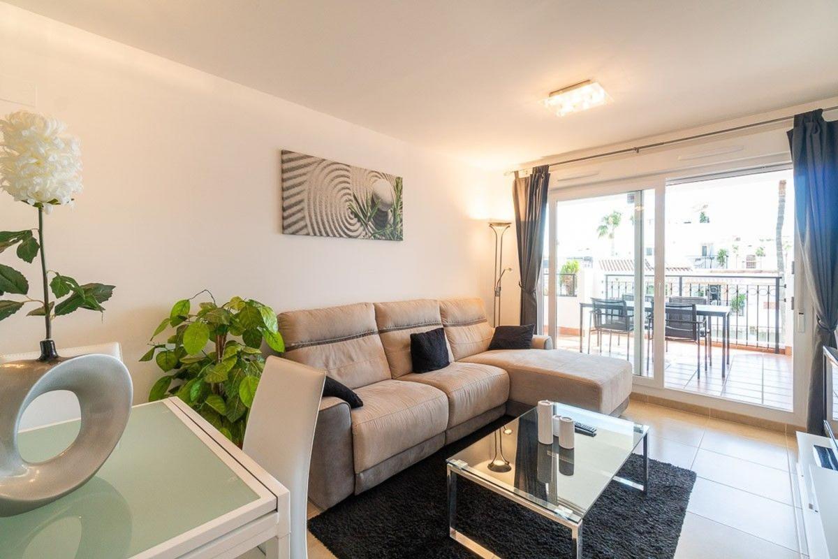 Venta de piso en Piso en Calle Gibraltar, Villamartín, Orihuela, Orihuela
photo 4