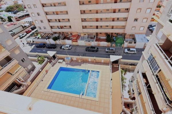 Продажа квартиры на Piso en Calle Joven Pura, 55, Nueva Torrevieja, Torrevieja, Торревьеха
photo 1