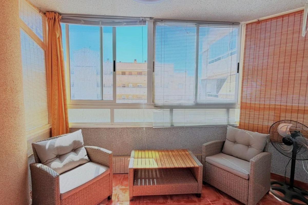 Venta de piso en Piso en Calle Joven Pura, 55, Nueva Torrevieja, Torrevieja, Torrevieja
 photo 4