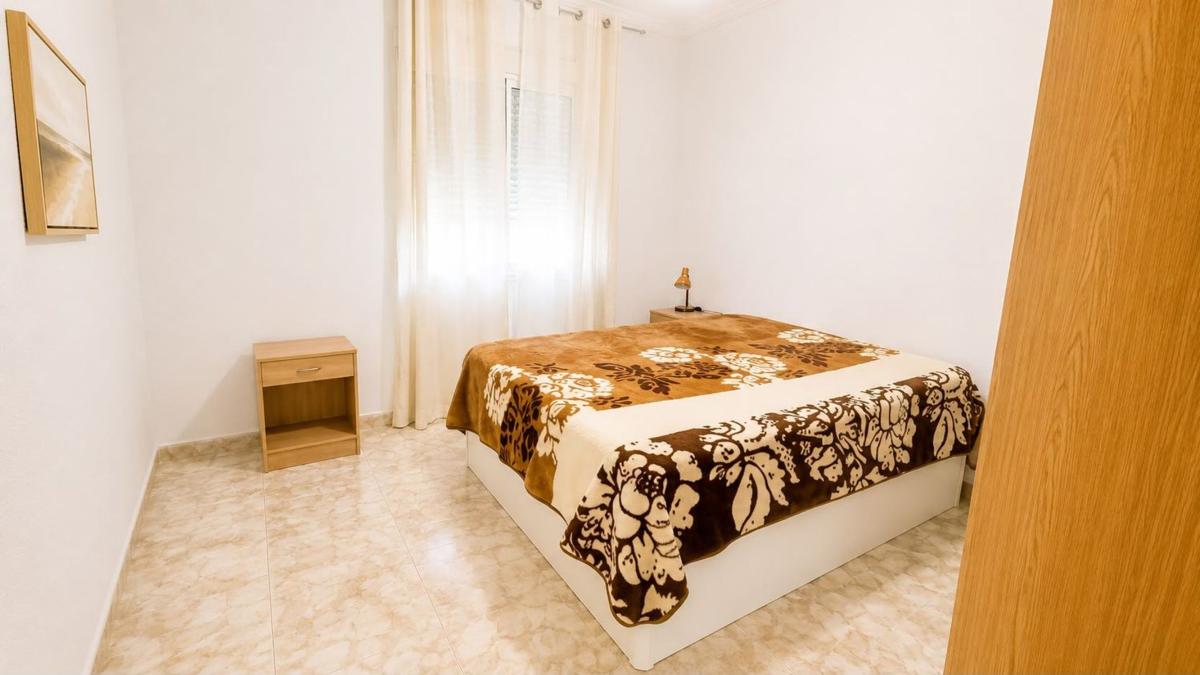 Продажа квартиры на Piso en Inmaculada Del Pla, Plà del Bon Repòs-La Goteta, Alicante / Alacant, Аликанте / Алакант
photo 4