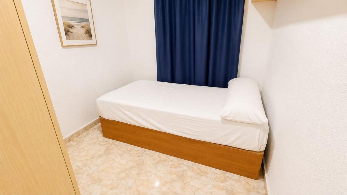 Продажа квартиры на Piso en Inmaculada Del Pla, Plà del Bon Repòs-La Goteta, Alicante / Alacant, Аликанте / Алакант
photo 5