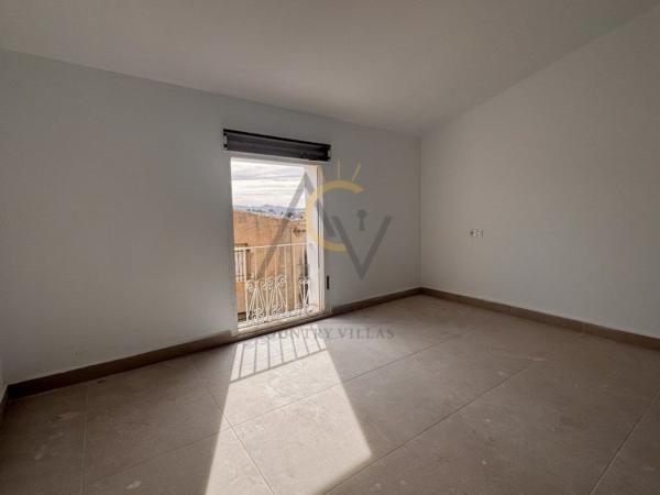 Caserón en Calle Capitan Haya, Pinoso photo 4