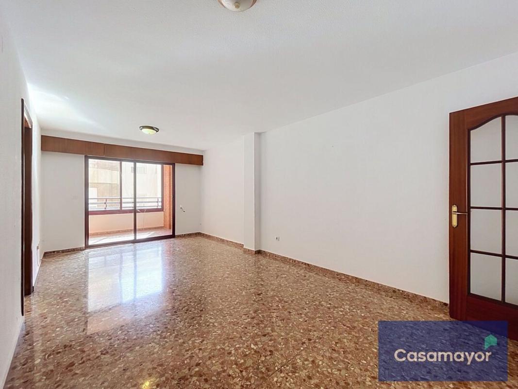Продажа квартиры на Piso en Calle Churruca, 31, Ensanche-Diputación, Alicante / Alacant, Аликанте / Алакант
 photo 5
