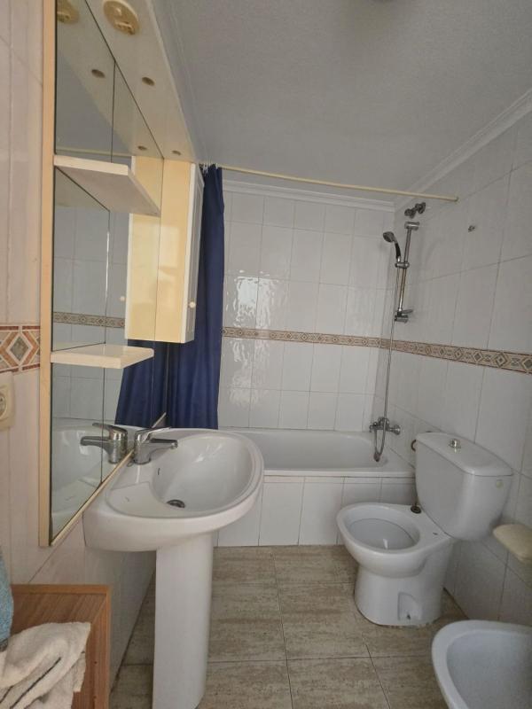 Venta de piso en Piso en Calle Bergantin, Avenida Habaneras - Curva de Palangre, Torrevieja, Torrevieja
photo 5