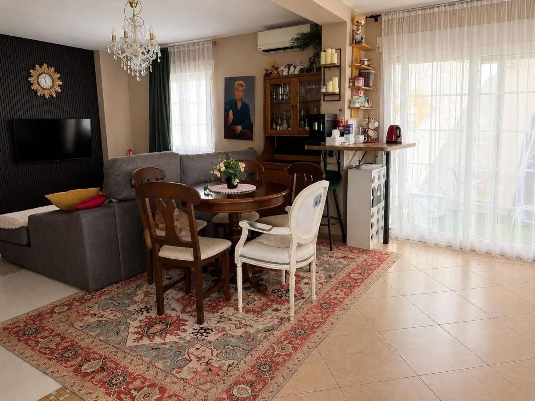 Properties for sale and rent in Spain photo 5