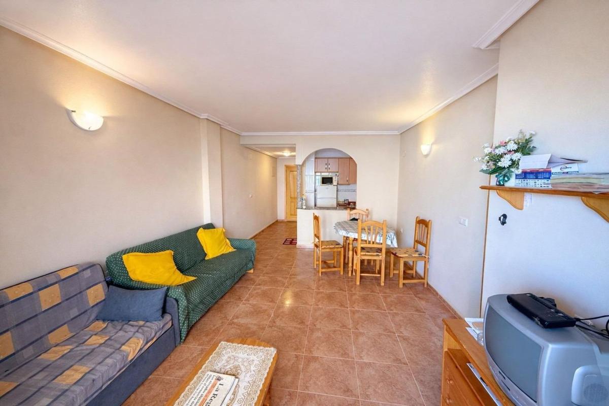Продажа квартиры на Piso en Calle Caritas, 22, Parque Acuático - Sector 25, Torrevieja, Торревьеха
 photo 2