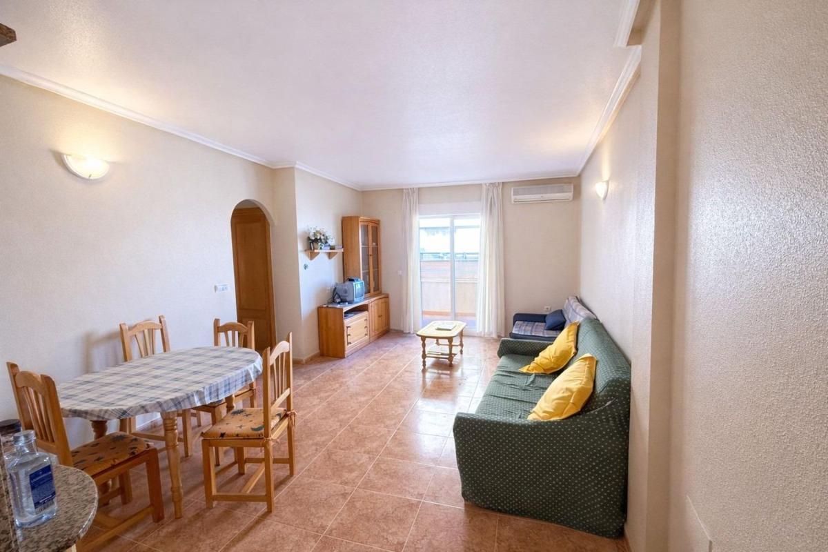 Продажа квартиры на Piso en Calle Caritas, 22, Parque Acuático - Sector 25, Torrevieja, Торревьеха
 photo 3