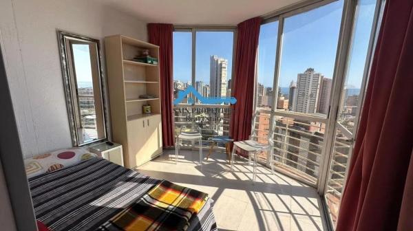 Sprzedaż mieszkania w Piso en Pueblo Levante, Benidorm, Benidorm
photo 1