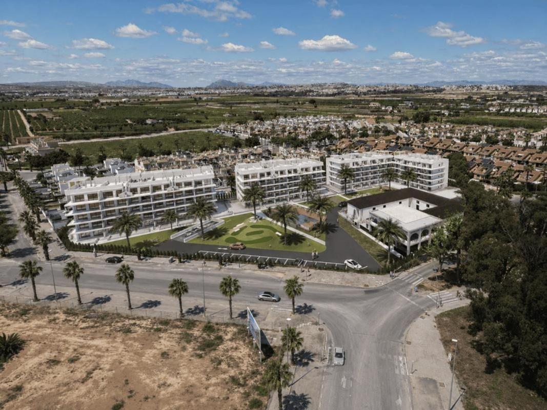 Продажа квартиры на Piso en Urbanizaciones, Guardamar del Segura, Гуардамар-дель-Сегура
photo 3