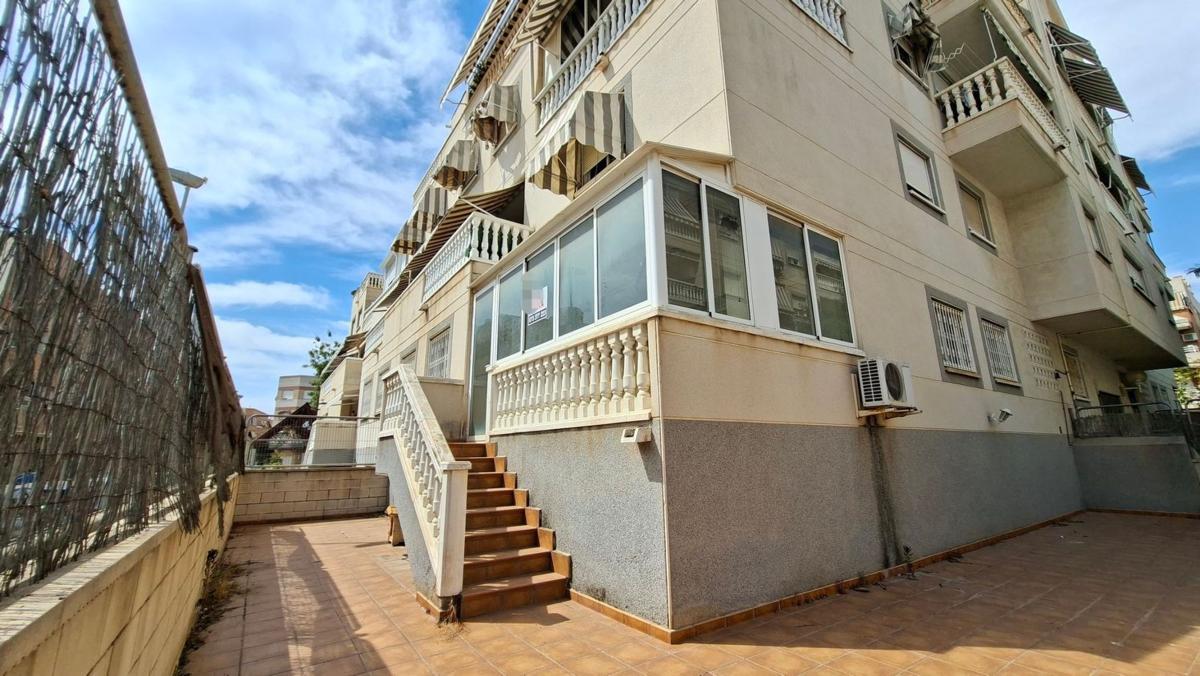Sale of apartment in Piso en Calle Dolores, Centro, Mutxamel, Mutxamel
photo 1