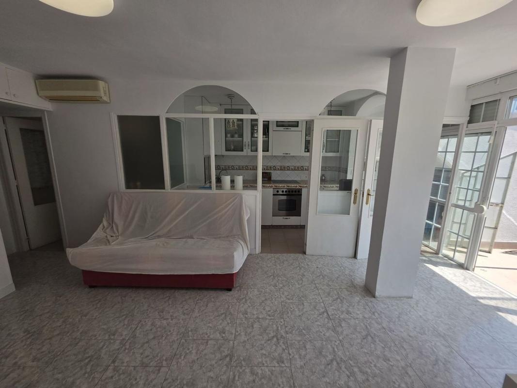 Продажа квартиры на Piso en Calle Rojales, Playa de los Náufragos, Torrevieja, Торревьеха
 photo 3