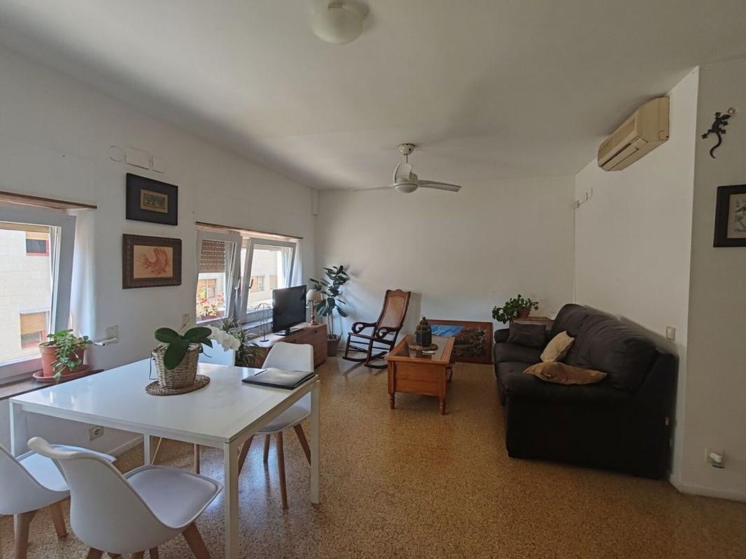 Sale of apartment in Piso en Centro - Zona Alta, Alcoy / Alcoi, Alcoy
photo 3