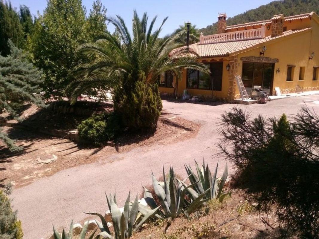 Propiedades en venta y alquiler en España photo 2