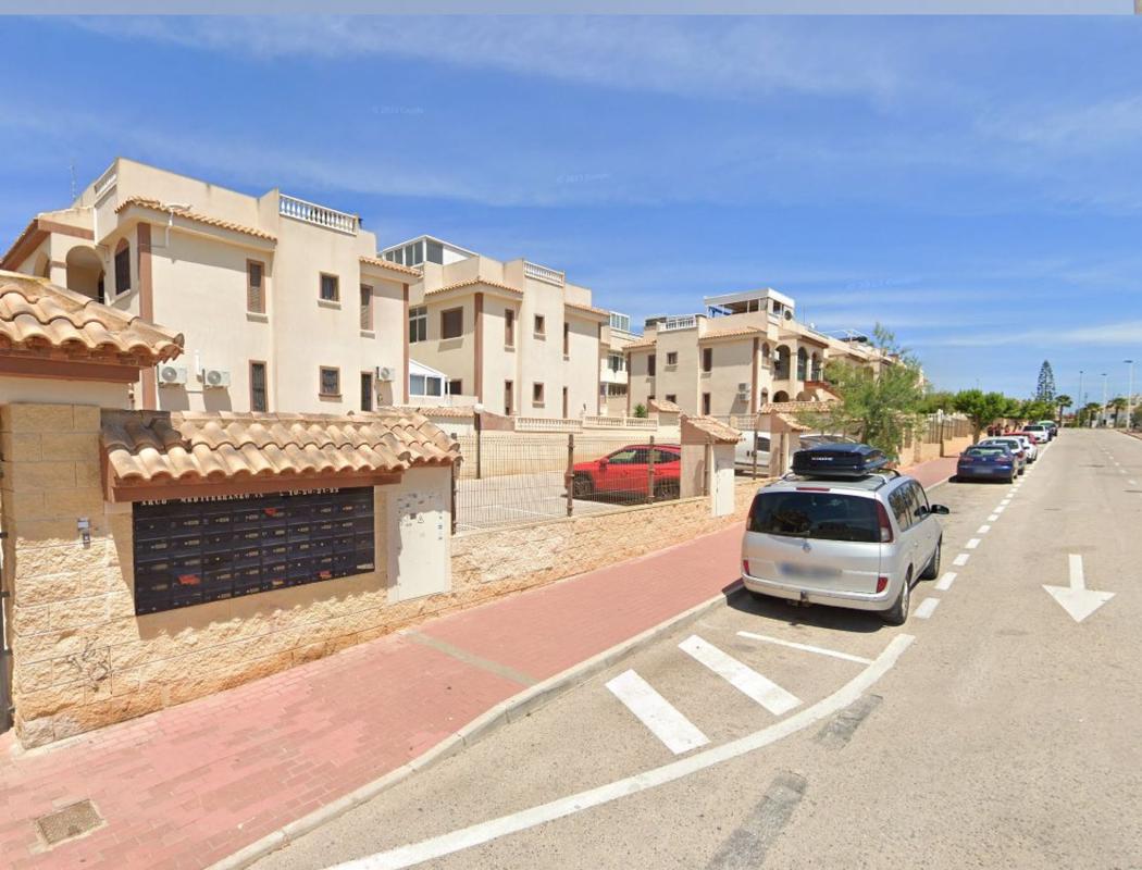 Продажа квартиры на Piso en Asoc Victimas Terrorismo, Parque Acuático - Sector 25, Torrevieja, Торревьеха
photo 4