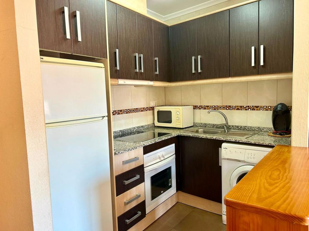 Продажа квартиры на Piso en Avenida Diego Ramírez Pastor, 58, Puerto Deportivo, Torrevieja, Торревьеха
photo 3