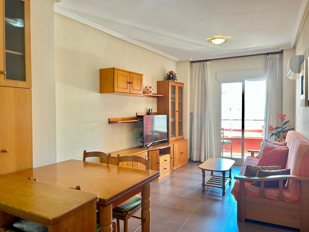 Продажа квартиры на Piso en Avenida Diego Ramírez Pastor, 58, Puerto Deportivo, Torrevieja, Торревьеха
photo 4