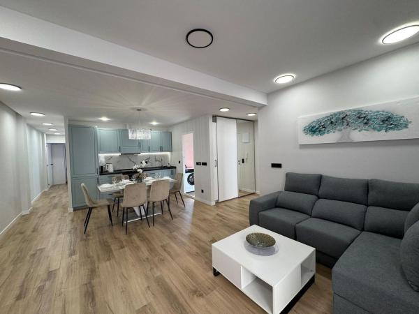 Venta de piso en Piso en Calle Gumersindo, 64, Las Piscinas Naturales, Torrevieja, Torrevieja
photo 1