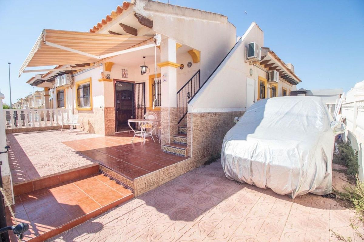 Properties for sale and rent in Spain photo 1