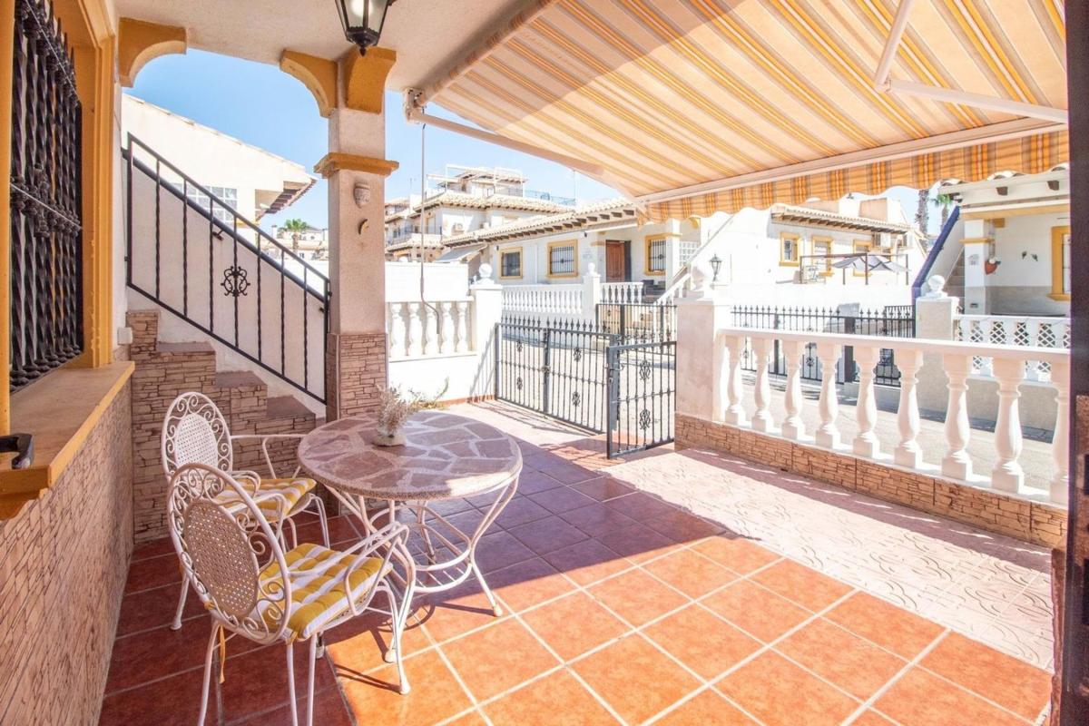 Properties for sale and rent in Spain photo 3