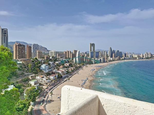 Sprzedaż mieszkania w Piso en Playa de Poniente, Benidorm, Benidorm
thumbnail 1