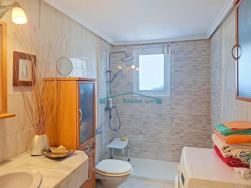 Sale of apartment in Piso en Playa de Poniente, Benidorm, Benidorm
photo 5