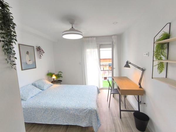 Продажа квартиры на Piso en Calle Enrique Pire García, 20, Sector V-El Canal, Elche / Elx, Эльче / Эльх
thumbnail 1