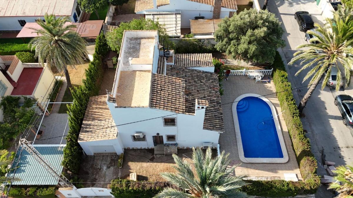 Properties for sale and rent in Spain photo 3