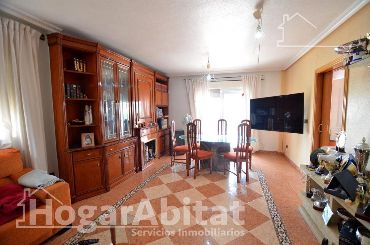 Properties for sale and rent in Spain photo 4