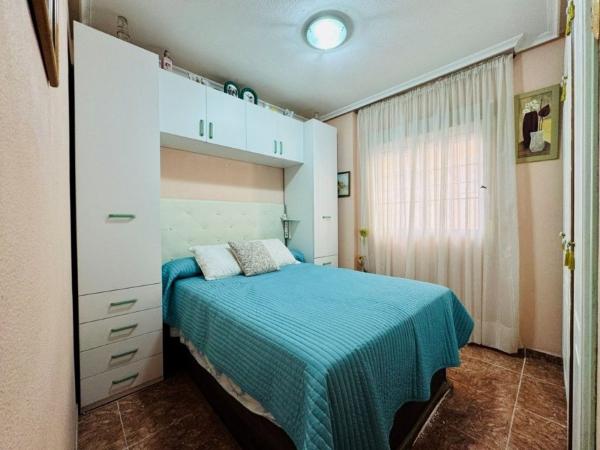Продажа квартиры на Piso en Calle Alta, 8, Gaspar Perrelló, Torrevieja, Торревьеха
 photo 2