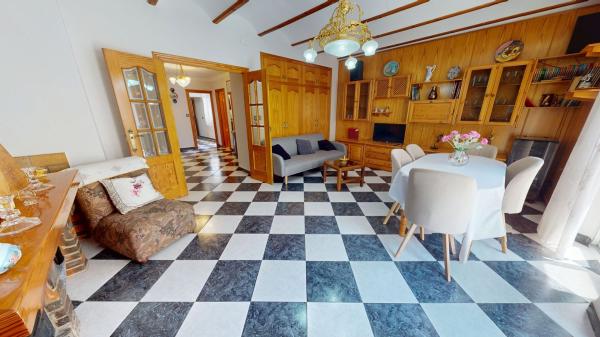 Chalet adosado en Doctor Guerau, Centro - Zona Alta, Alcoy / Alcoi thumbnail 2