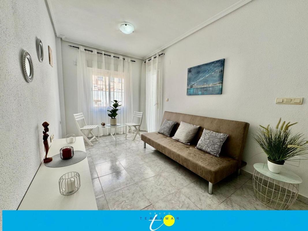 Продажа квартиры на Piso en Calle San Pascual, Centro - Muelle Pesquero, Torrevieja, Торревьеха
photo 1