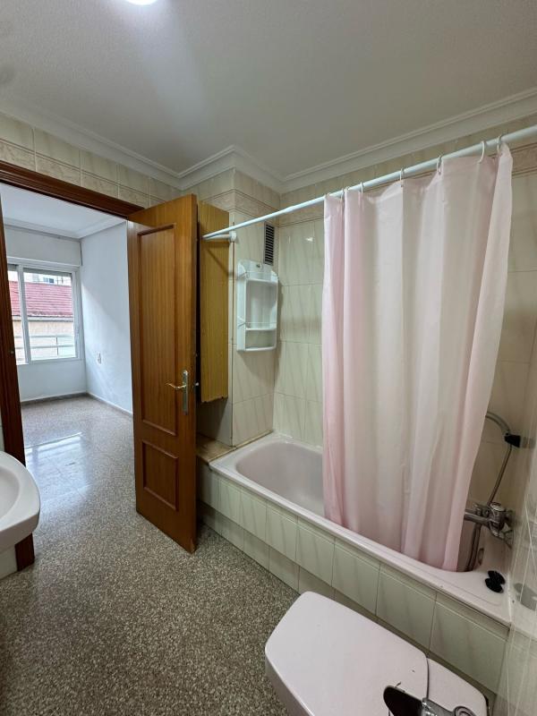 Продажа квартиры на Piso en Calle Antonio Gomis Vicente, 15, Carrús Este, Elche / Elx, Эльче / Эльх
photo 3