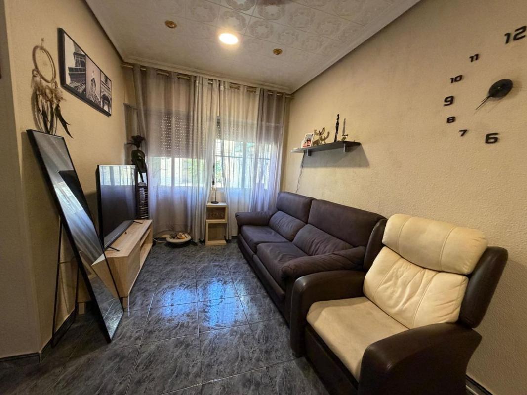 Sale of apartment in Piso en San Crispín, Elche / Elx, Elche / Elx
photo 2
