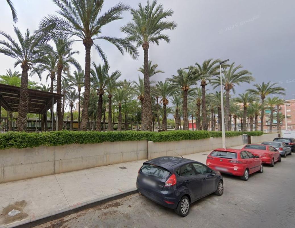 Продажа квартиры на Piso en Calle Ginés García Esquitino, Carrús Este, Elche / Elx, Эльче / Эльх
photo 1