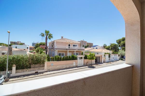Sale of flat in Piso en La Zenia, Orihuela, Orihuela
thumbnail 1