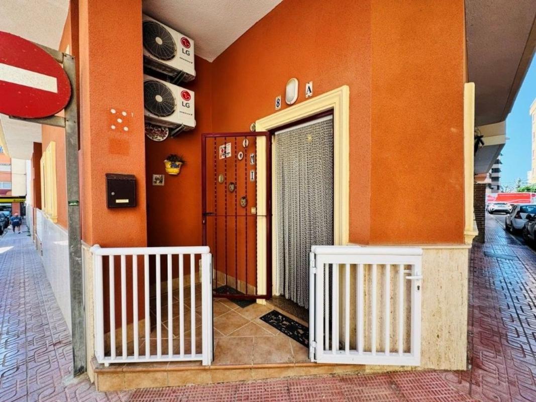 Sprzedaż mieszkania w Piso en Calle Alta, Gaspar Perrelló, Torrevieja, Torrevieja
photo 3
