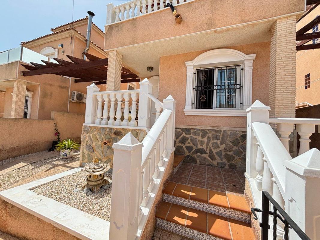 Продажа дуплекса на Dúplex en Calle Astorga, Blue Lagoon - Galán, San Miguel de Salinas, Сан-Мигель-де-Салинас photo 2