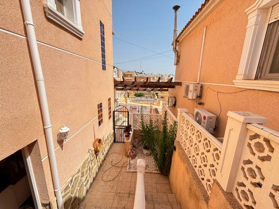 Продажа дуплекса на Dúplex en Calle Astorga, Blue Lagoon - Galán, San Miguel de Salinas, Сан-Мигель-де-Салинас photo 5