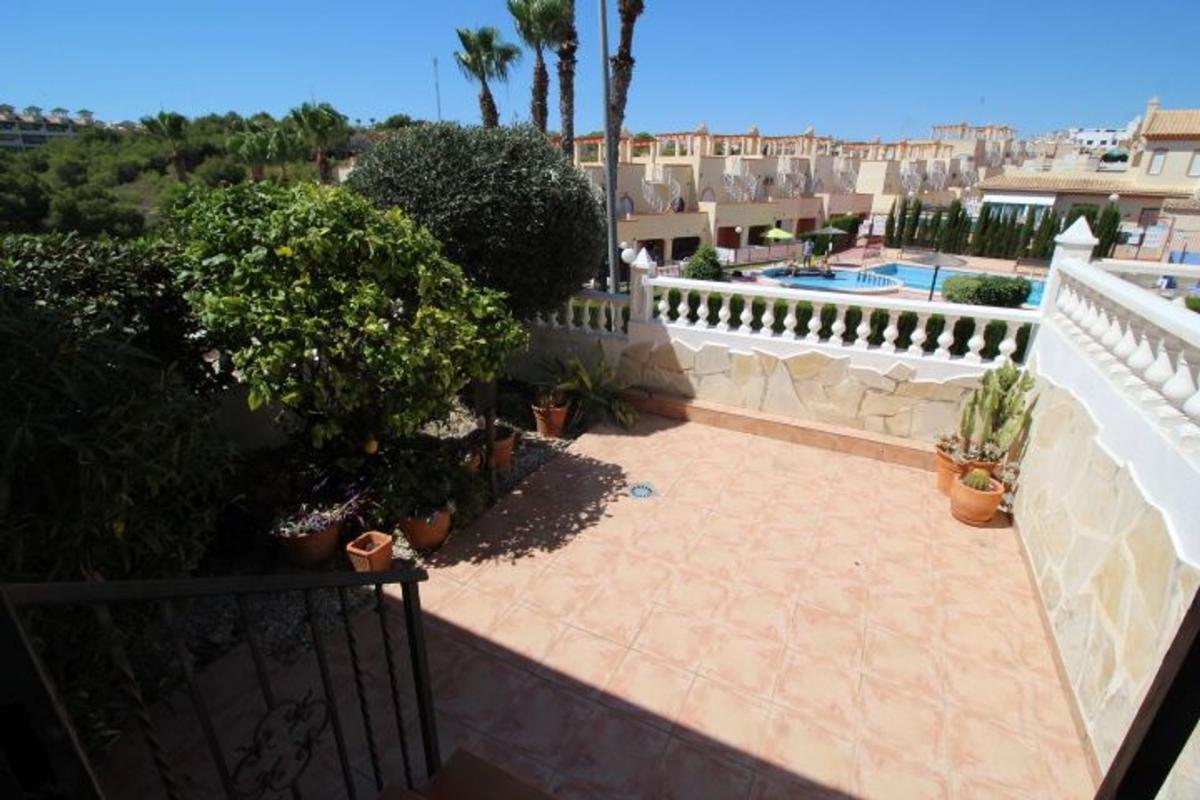Sale of independent chalet in Casa o chalet en Calle Cuba, Las Filipinas, Orihuela, Orihuela
photo 5