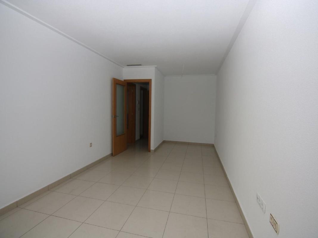 Продажа квартиры на Piso en Las Fuentes - Los Cipreses, Aspe, Аспе
photo 1